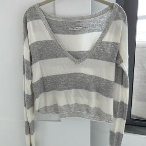 Alice and Olivia size small v-neck sweater